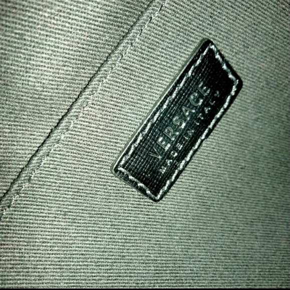 COPY - Versace authentic leather clutch with wristlet strap and silver hardware. - Picture 2 of 12